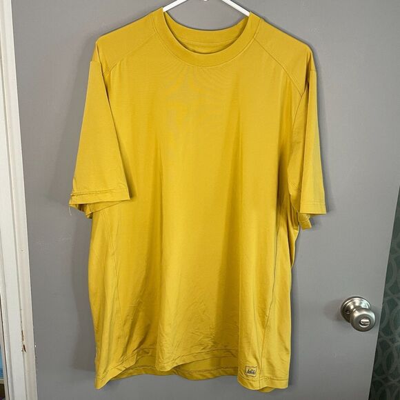 REI Mens XL Short Sleeve Active Outdoor Hiking T-Shirt Recycled Polyester *READ* - Picture 1 of 8